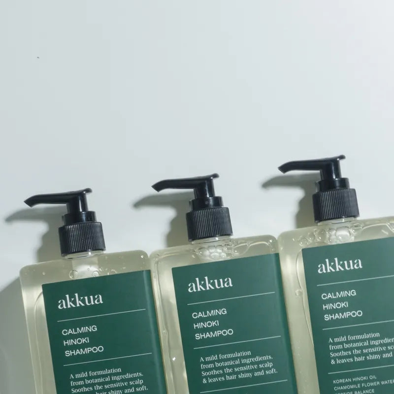 【akkua】 扁柏舒緩洗髮精 330ml